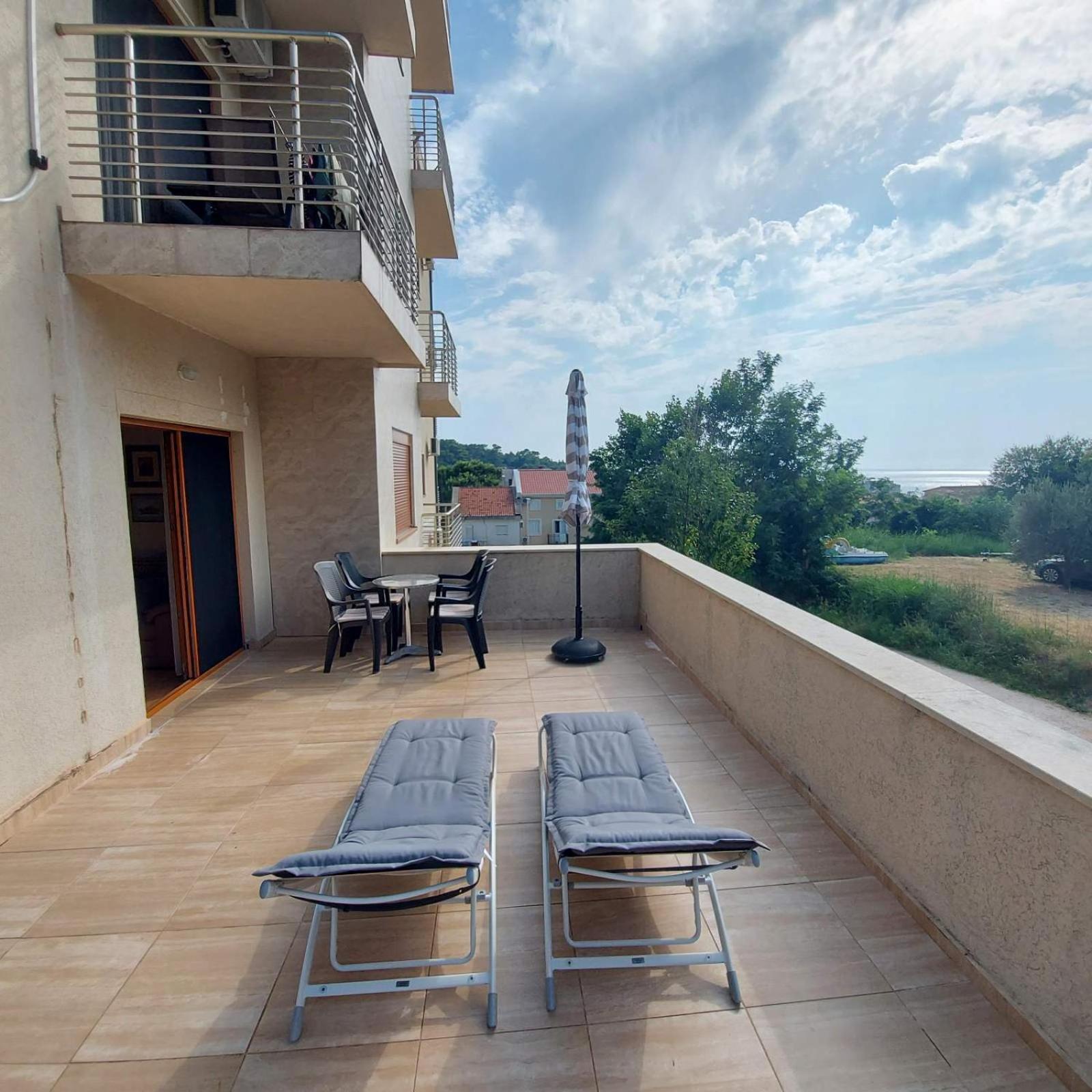Welcome Apartments Petrovac Buitenkant foto